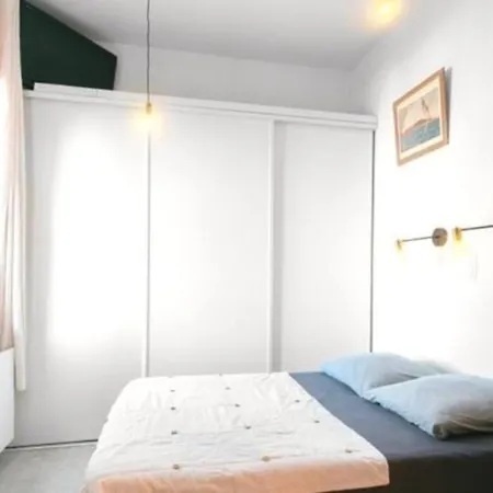فيلة La Maison De L'octroi - Vue A 180°